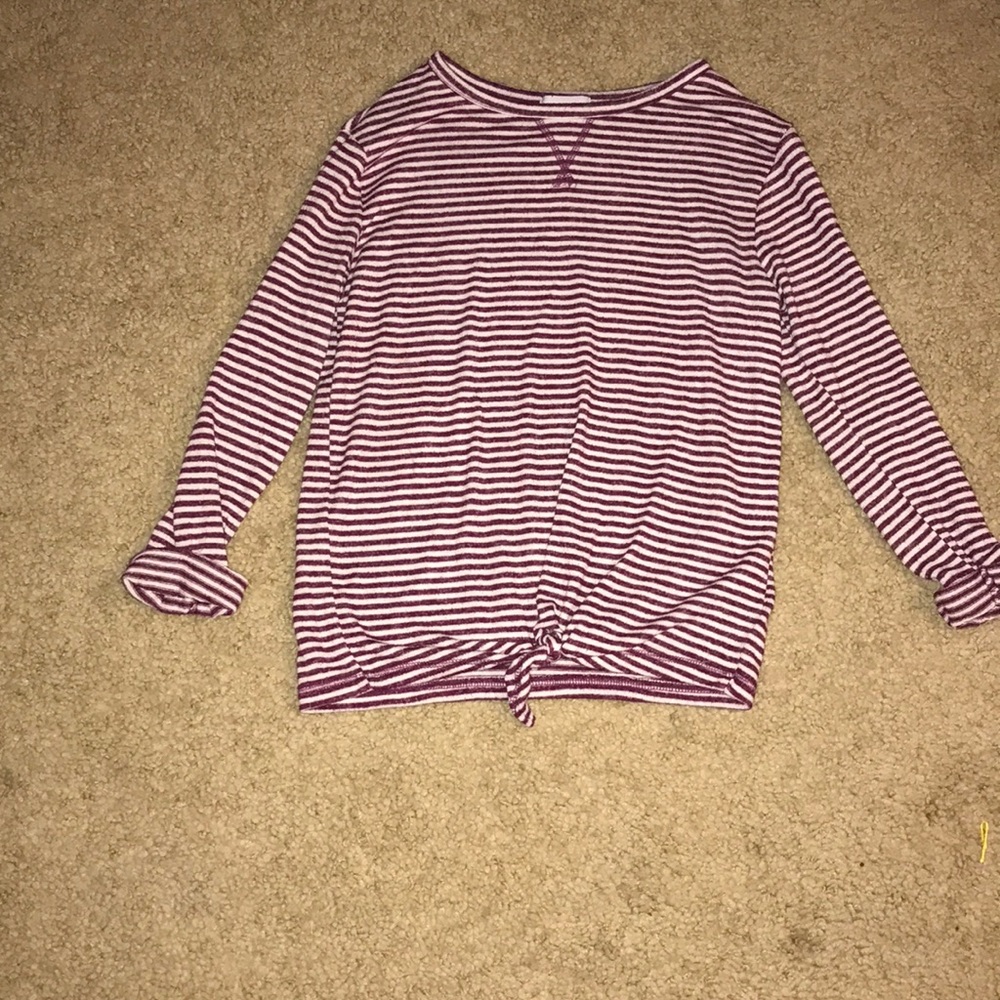 long sleeve red and white tee